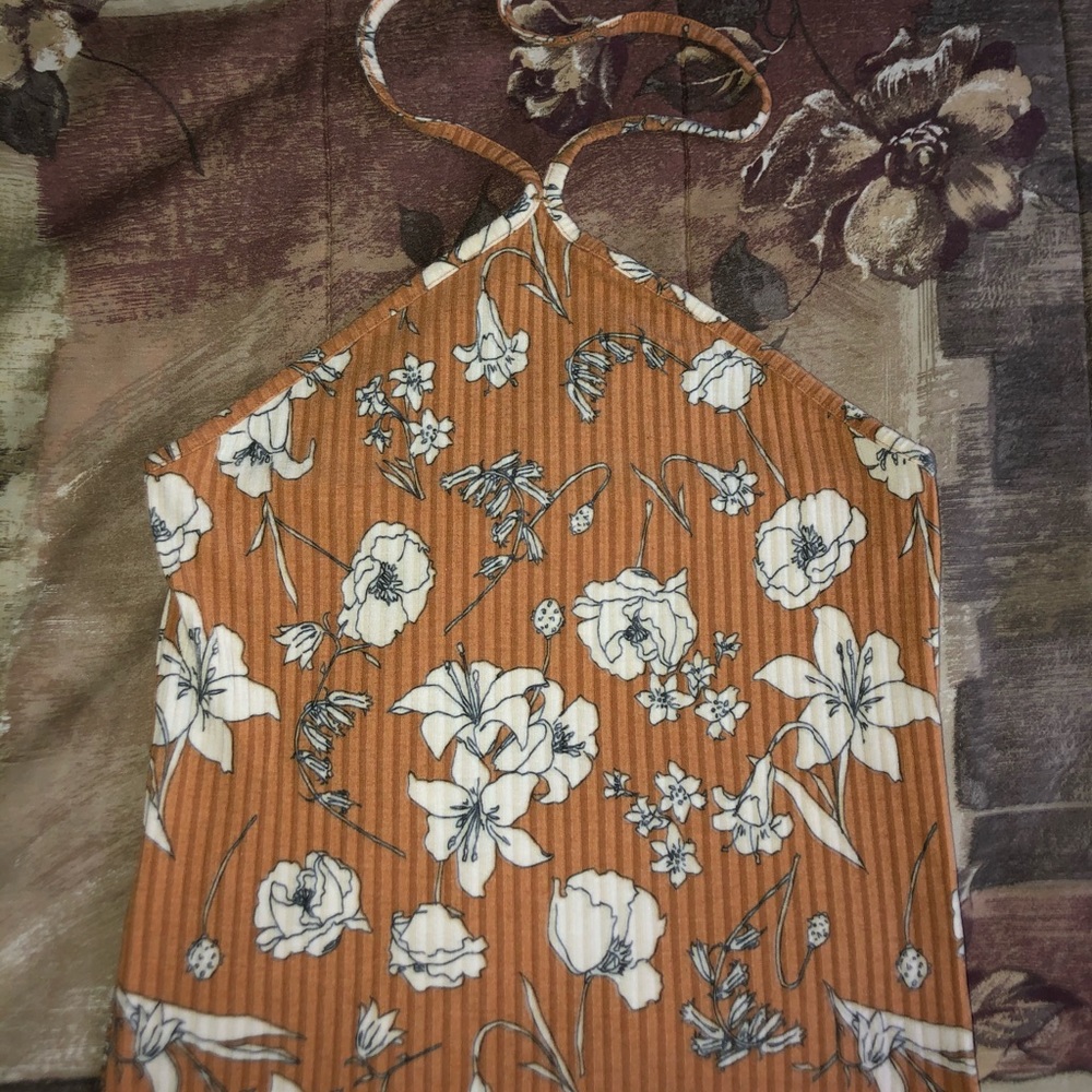 Around the neck tie tank